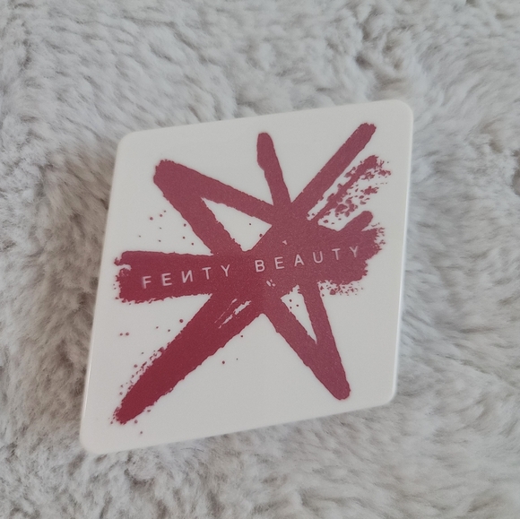 Fenty Suede Powder Blush - Riri - Picture 4 of 8